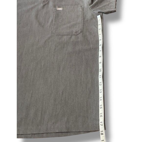 Figs Leon Scrub Top Gray Two Pocket V Neck Stretch Graphite Medical Men’s Size L - Picture 4 of 11